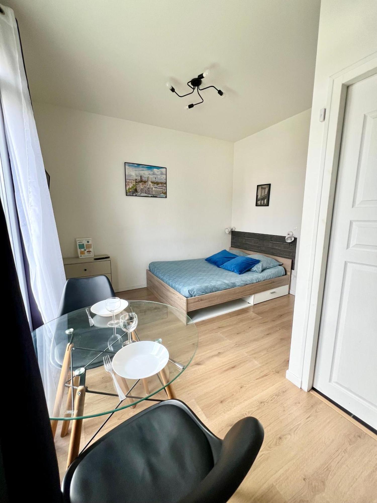 Studios Ideal Pro I Centre-Ville & Parking Gratuit Châtellerault Buitenkant foto